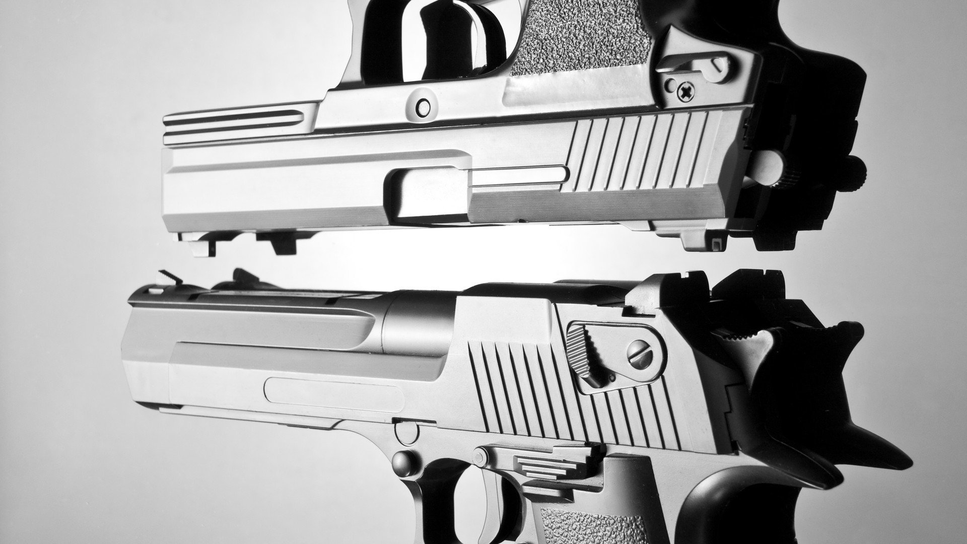 “技术革新首登阵：AI越位与裁判耳机摄像头试用”